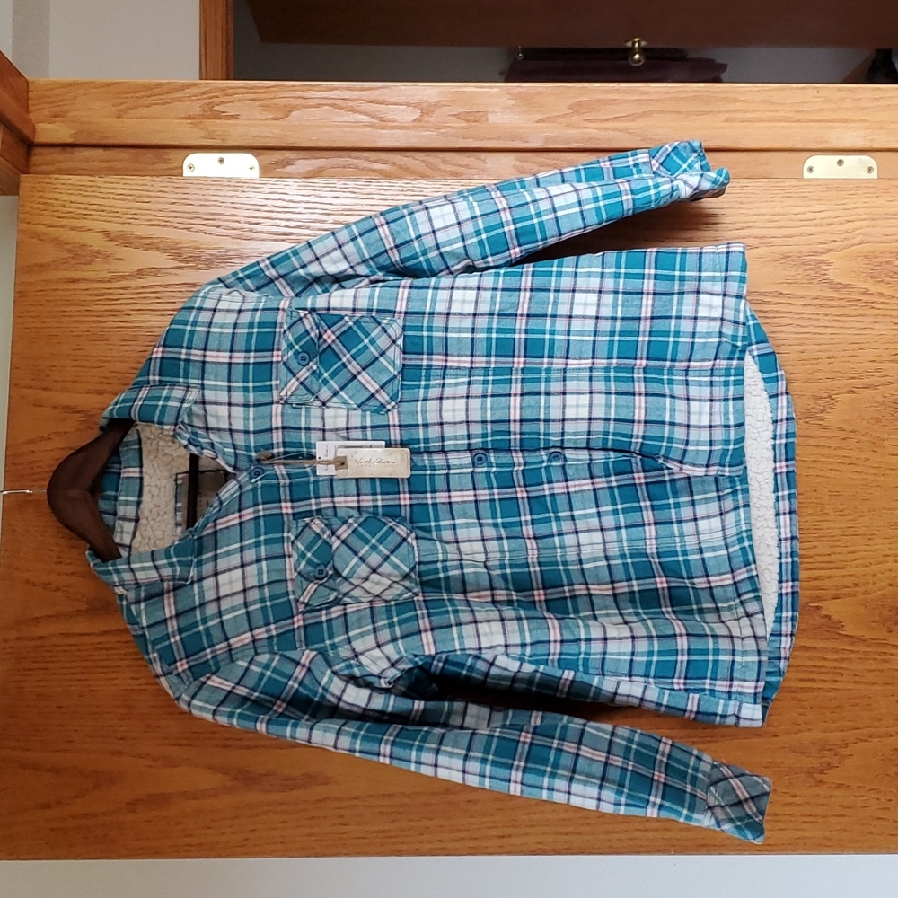 Insulated flannel button up